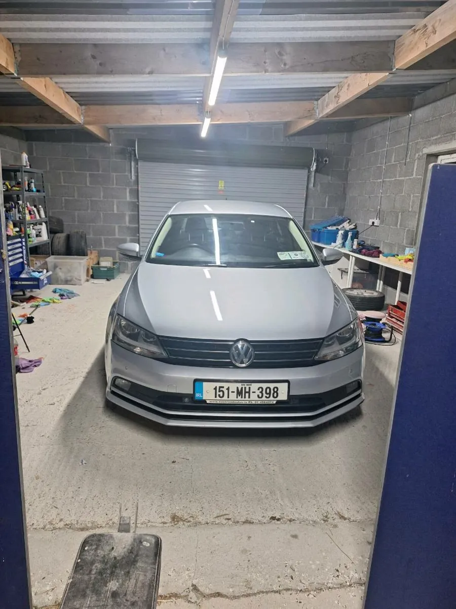 Volkswagen jetta 2.0tdi - Image 1