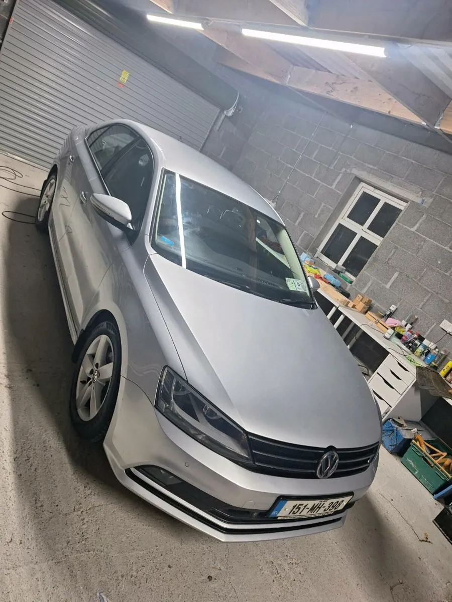 Volkswagen jetta 2.0tdi - Image 2