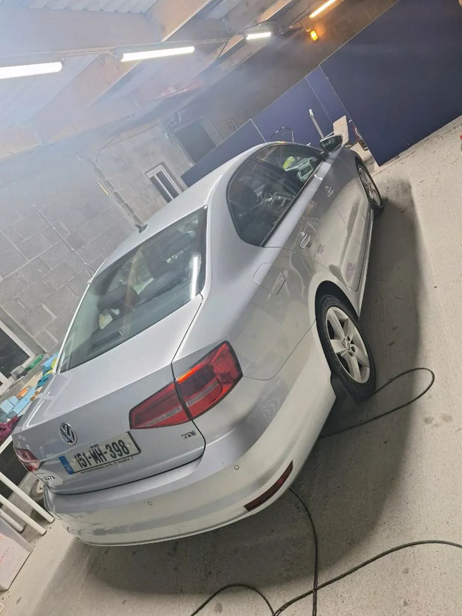 Volkswagen jetta 2.0tdi - Image 4