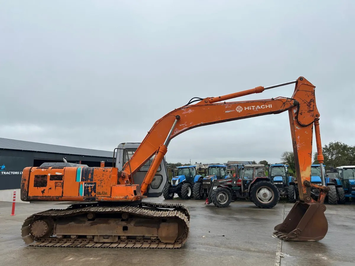 Hitachi EX 200 - Image 1