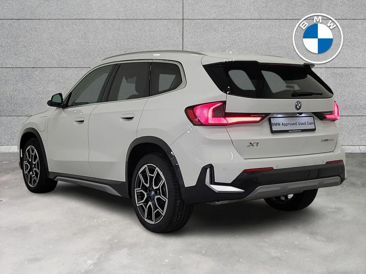 BMW X1 xDrive25e xLine - Image 2