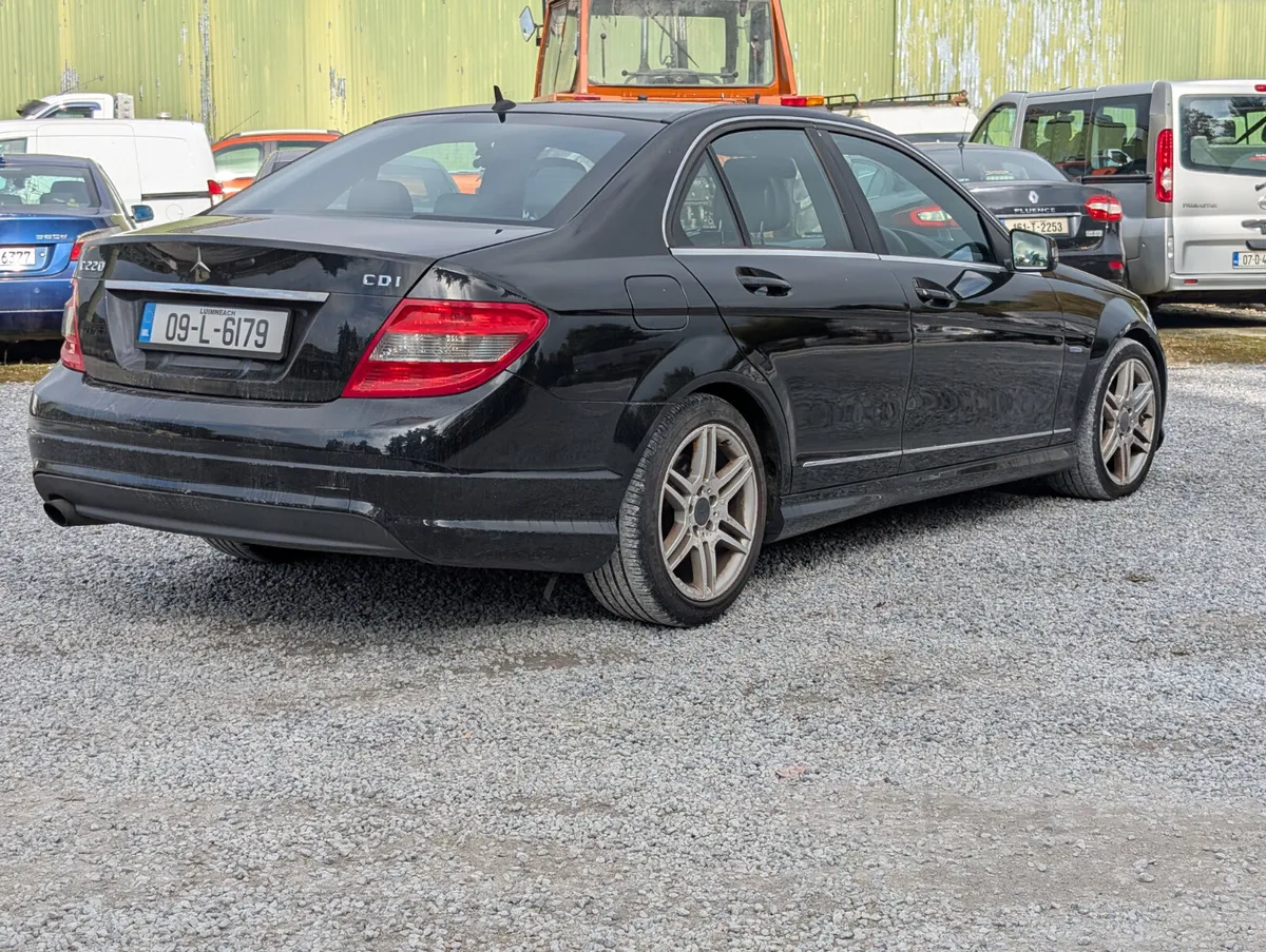2009 Mercedes-Benz C-Class - Image 3