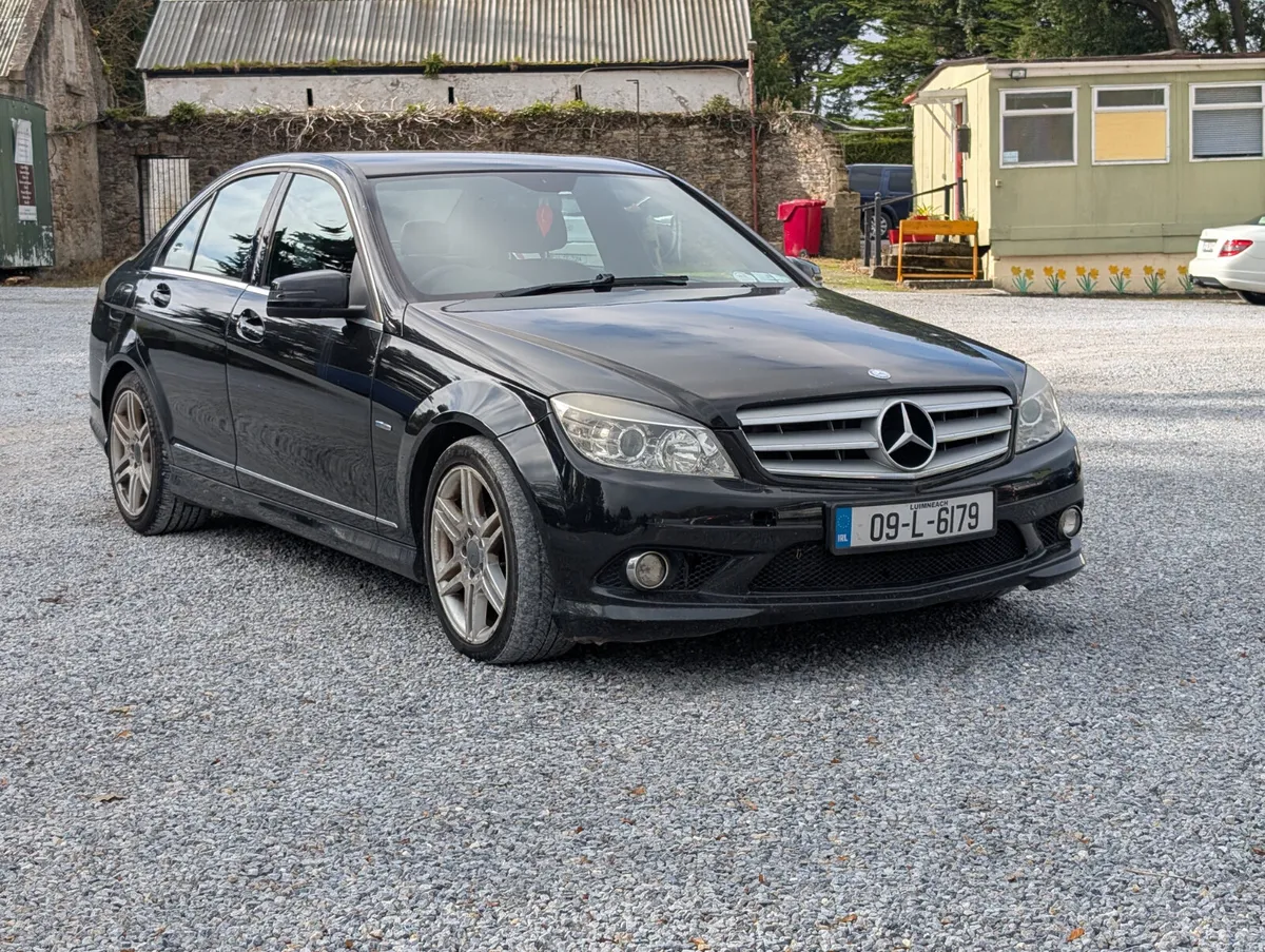 2009 Mercedes-Benz C-Class - Image 2