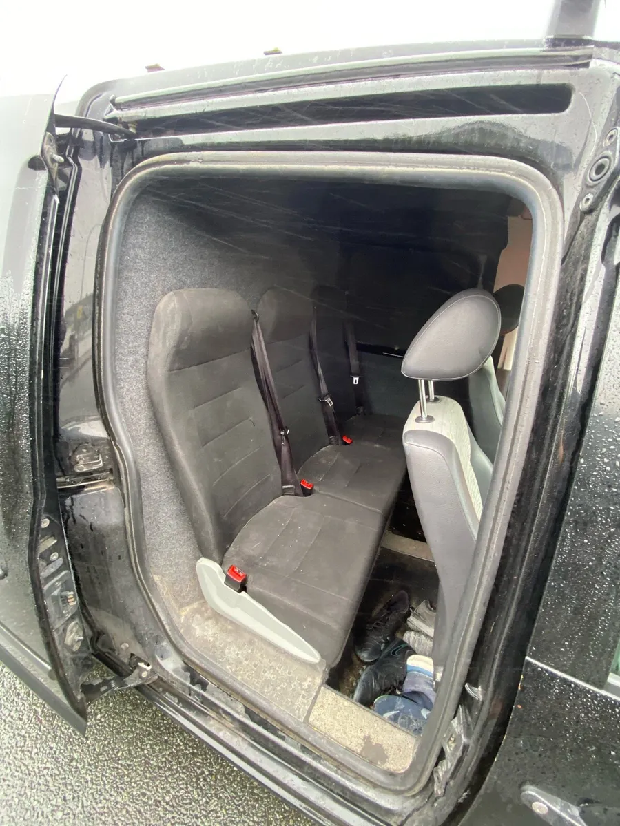 CREWCAB Vw caddy maxi - Image 4