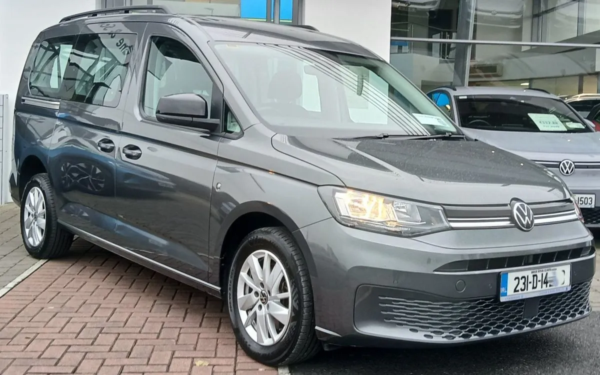 Volkswagen Caddy Maxi Life Life TDI 122HP Life TD - Image 1