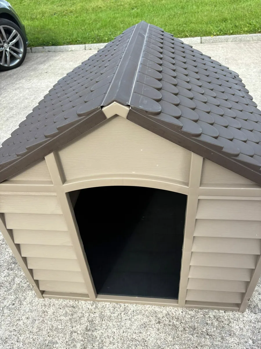 Dog Kennel - Image 1