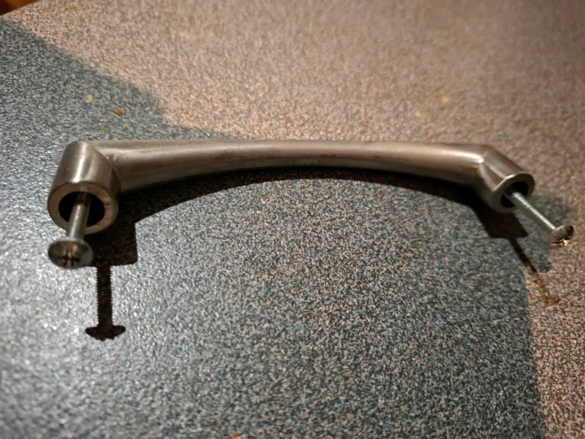 Cupboard door handles - Image 2