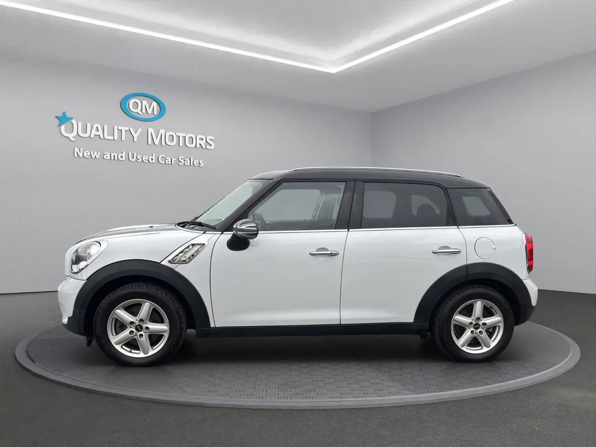 2013 MINI COOPER CROSSOVER (S68) - Image 4