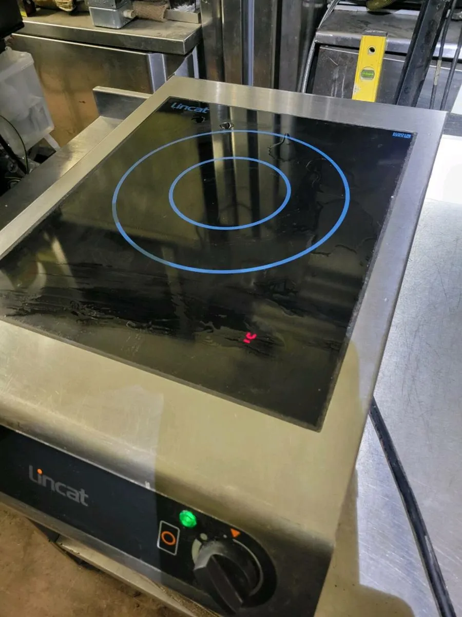 Induction Hob Table-Top LINCAT - Image 1