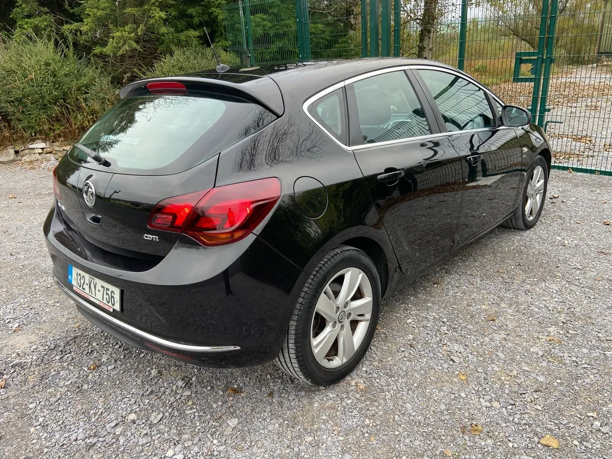 2013 Opel Astra 1.7 Dsl. (New Nct & Low Kms) - Image 4