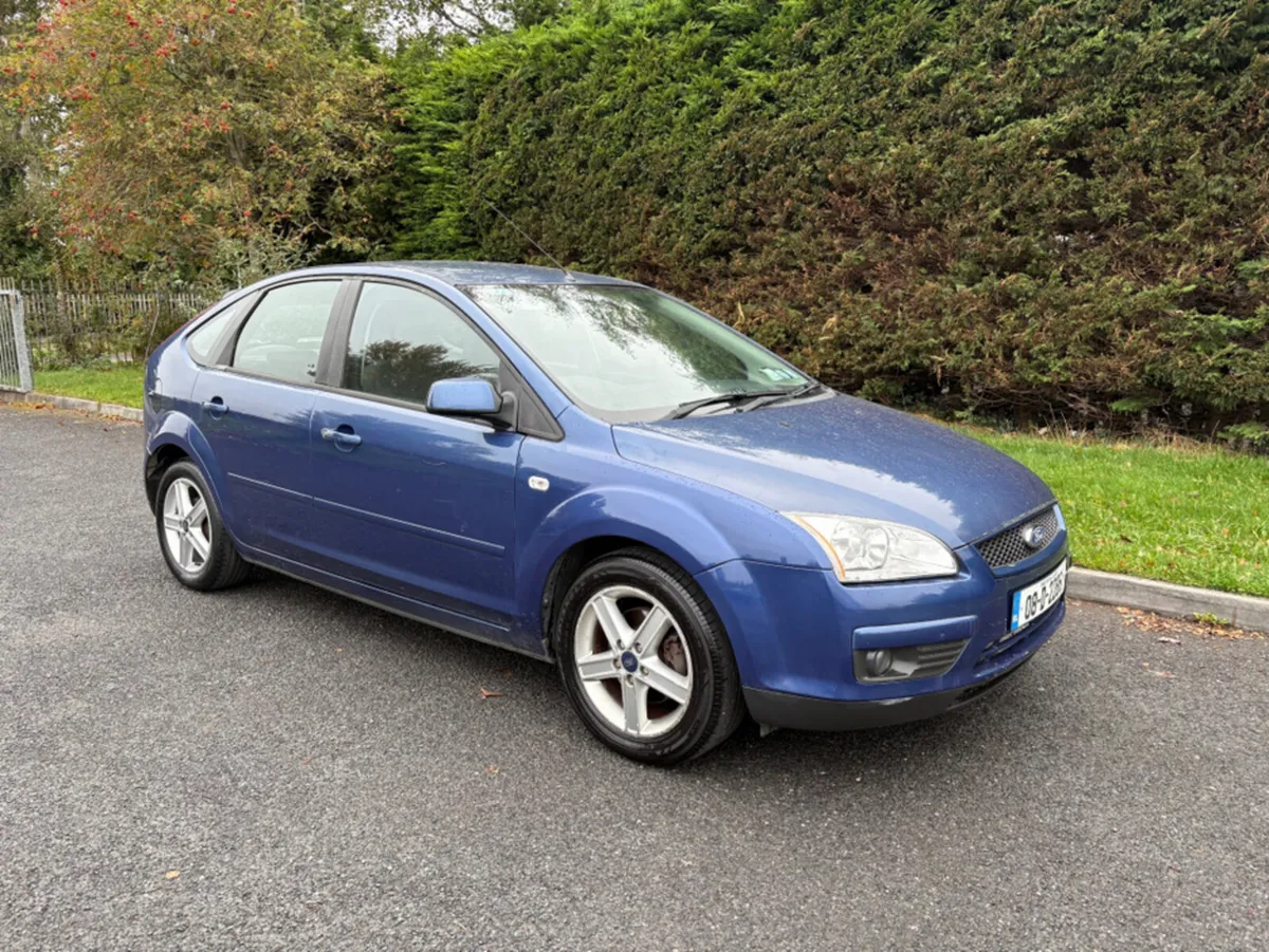 Ford Focus STYLE 1.4 80PS 5DR - Image 1