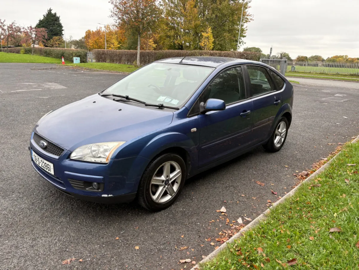 Ford Focus STYLE 1.4 80PS 5DR - Image 2