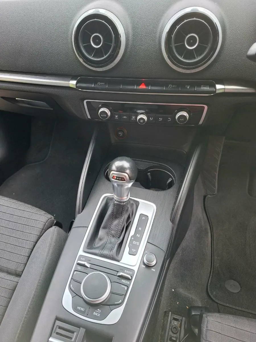 2015 Audi A3 saloon 1.6 low mileage - Image 4