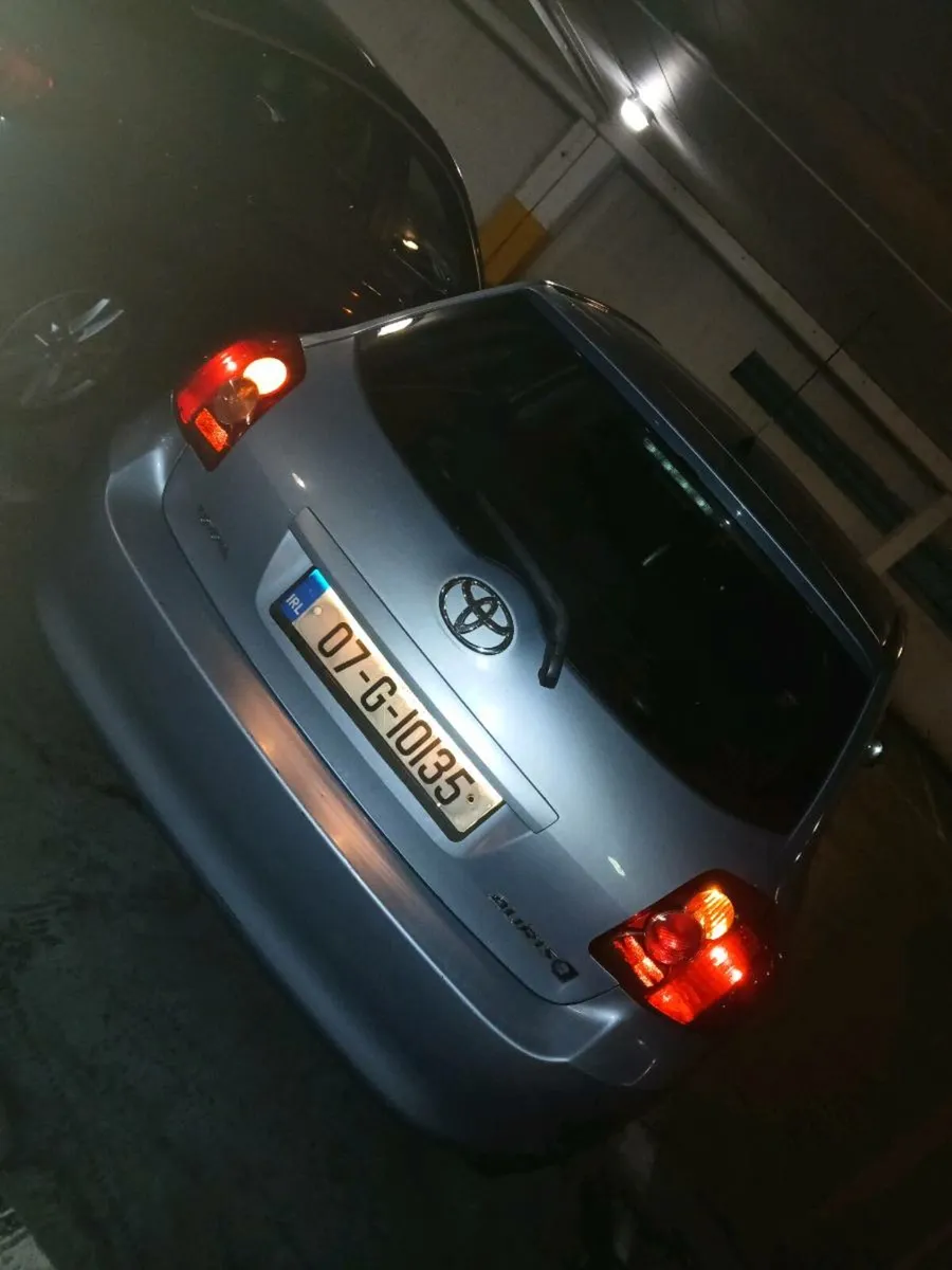 Car for sale - Image 2