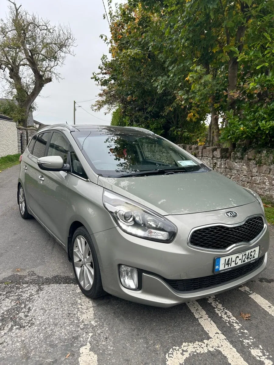 Kia Caren’s - Image 1