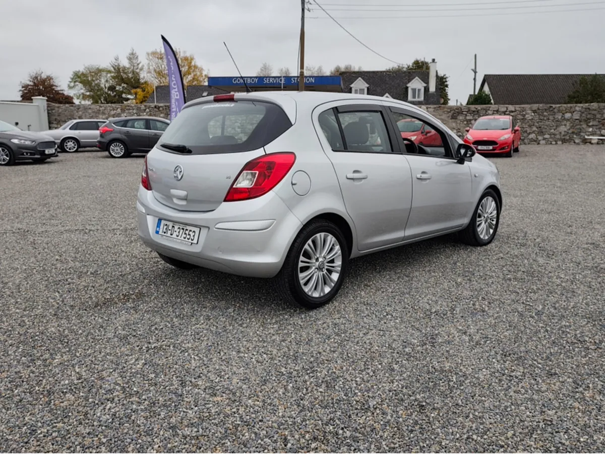 Vauxhall Corsa 1.4 I SE 16V 99BHP 5DR - Image 2
