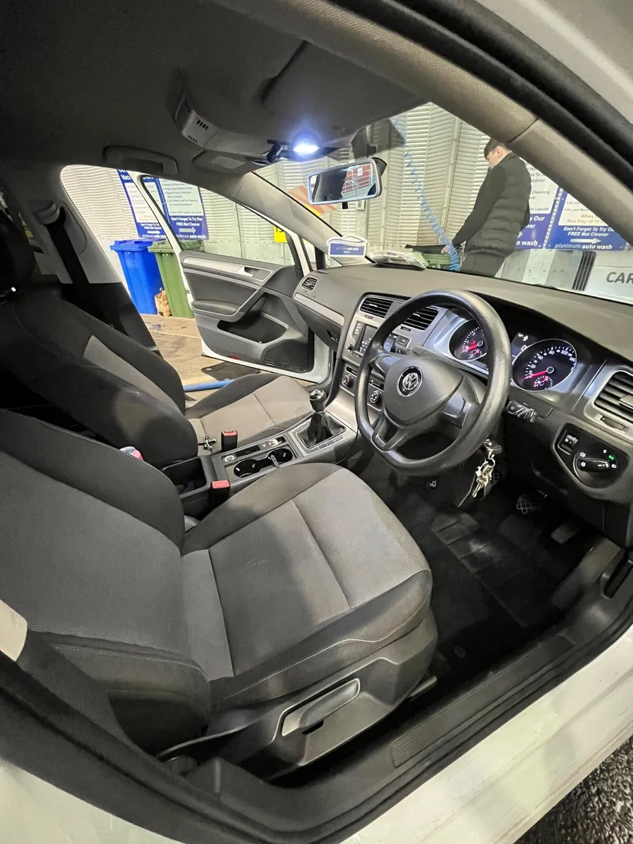 Vw golf 2013 1.2 liter manual - Image 4