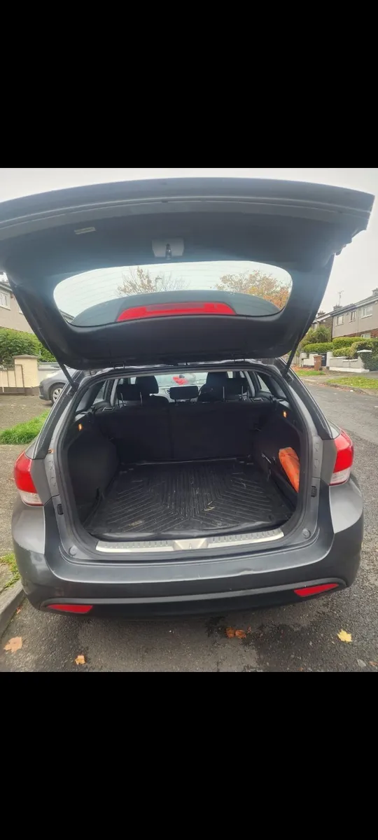 HYUNDAI I40 CRDI - Image 4