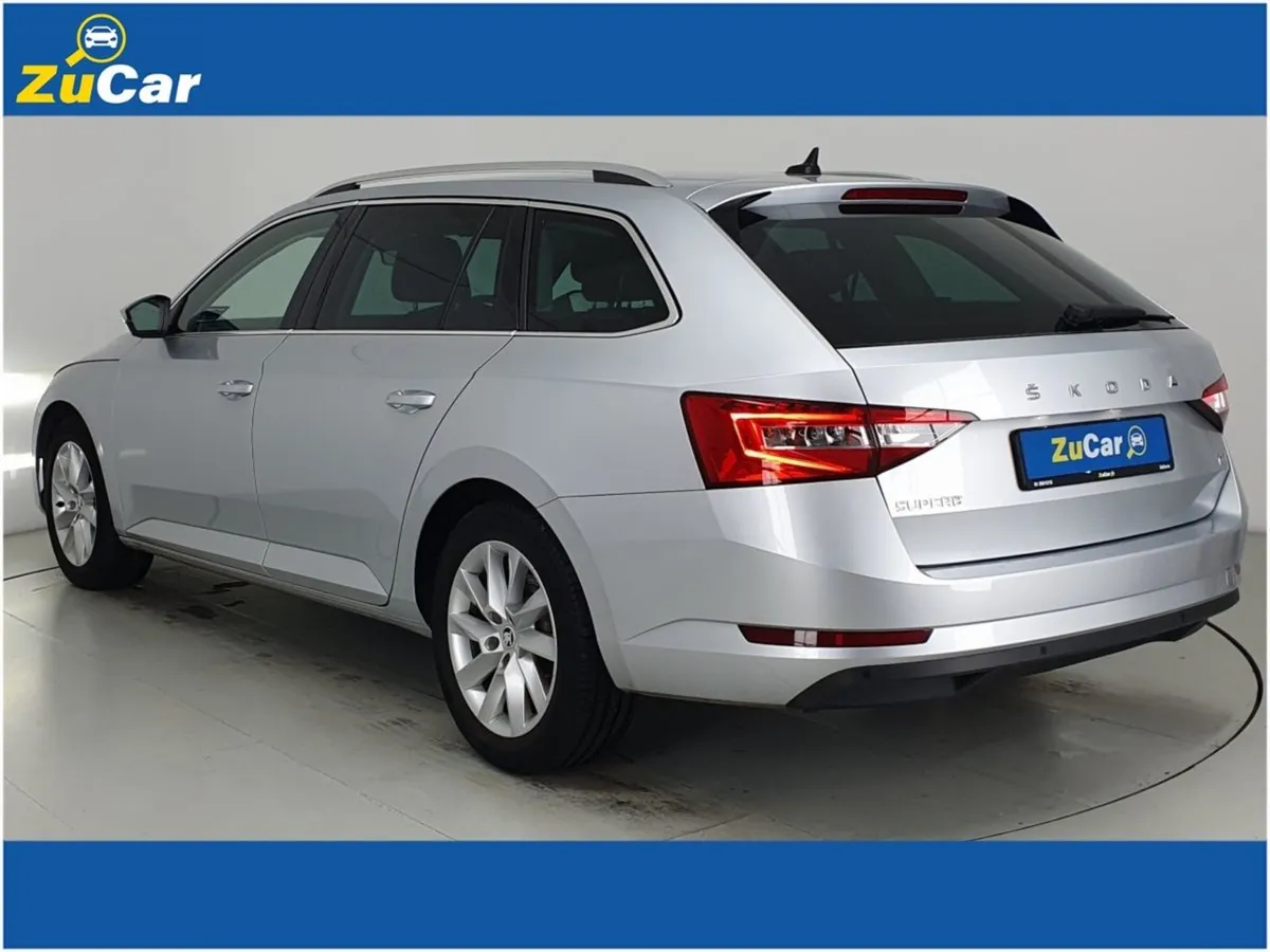 Skoda Superb  6 Superb Se Tech Iv Phev S-A SE Tec - Image 4