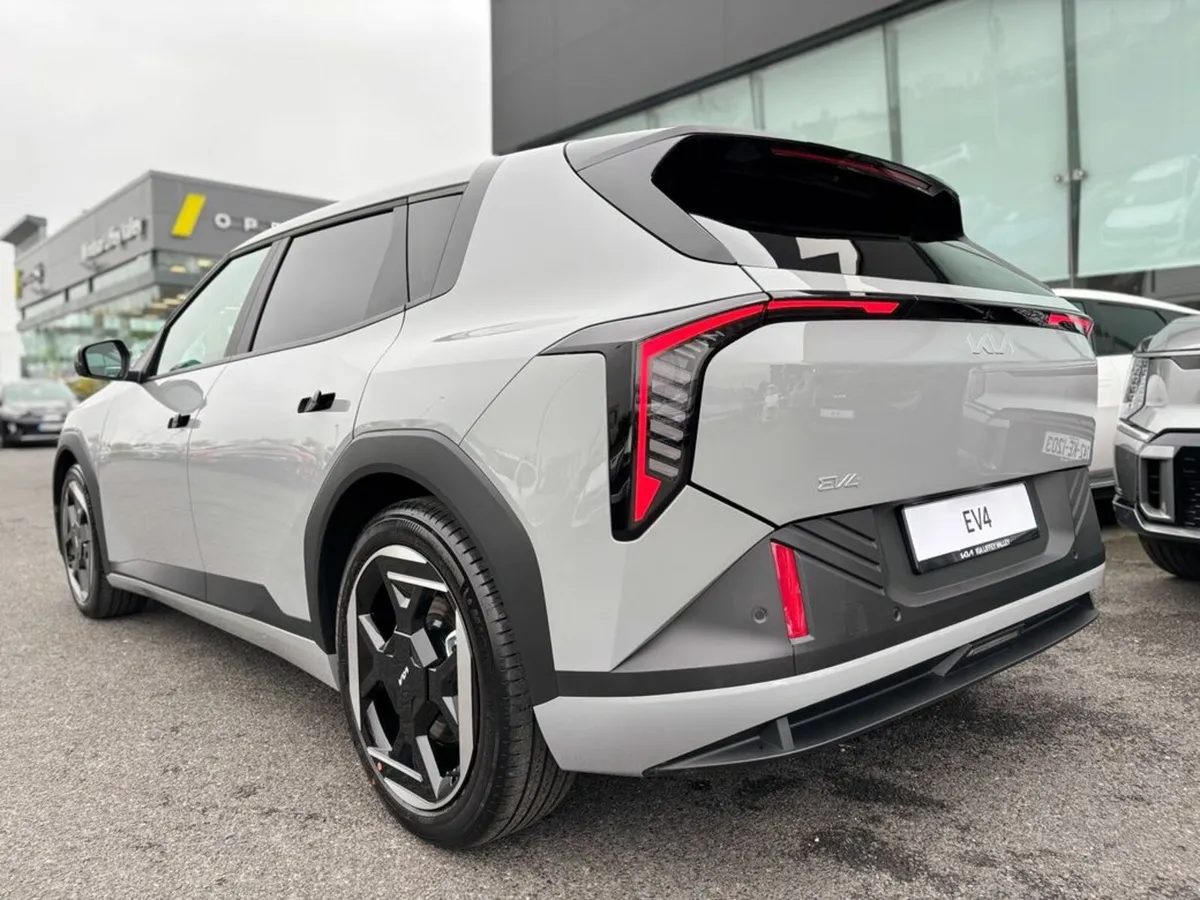 Kia EV4 Earth 3 (625km Range) - Image 3