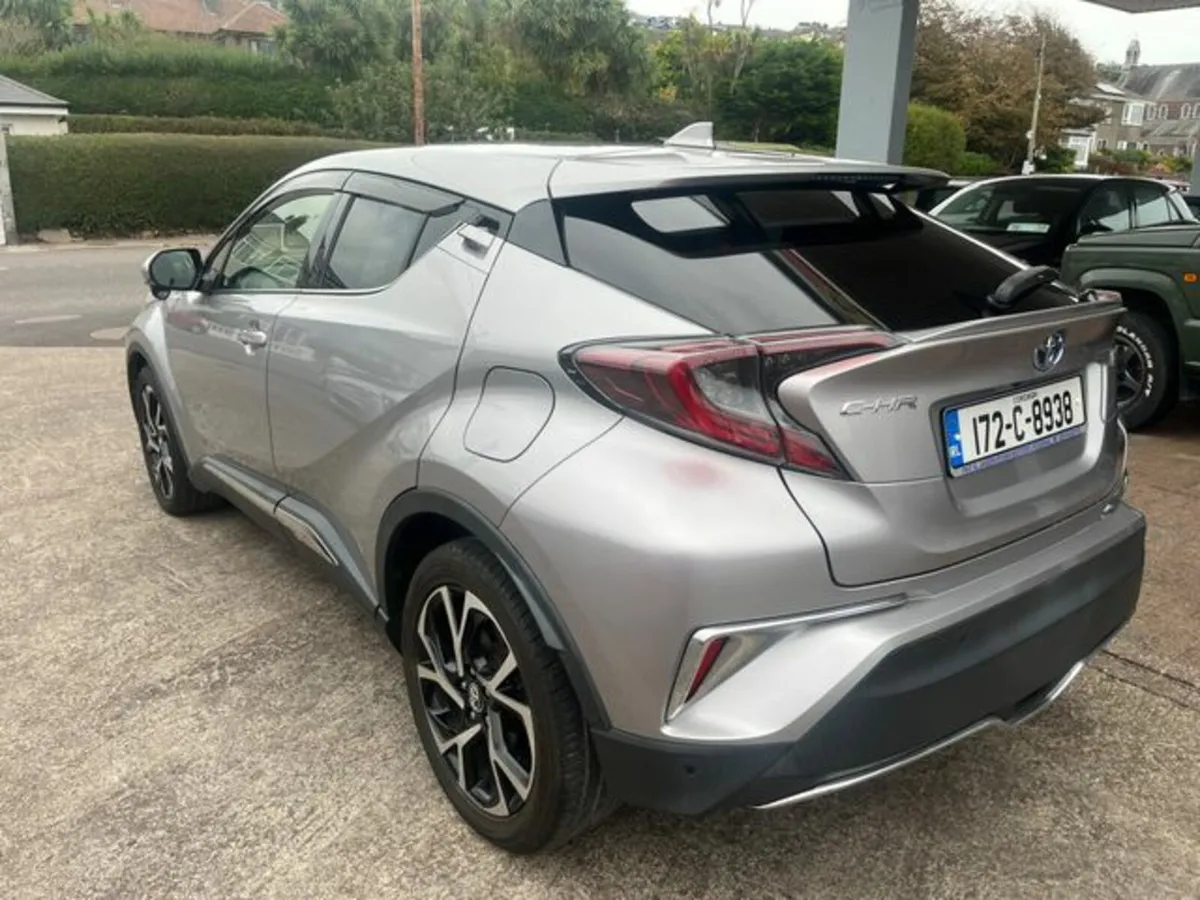 Toyota C-HR Daa-zyx10 - Image 4