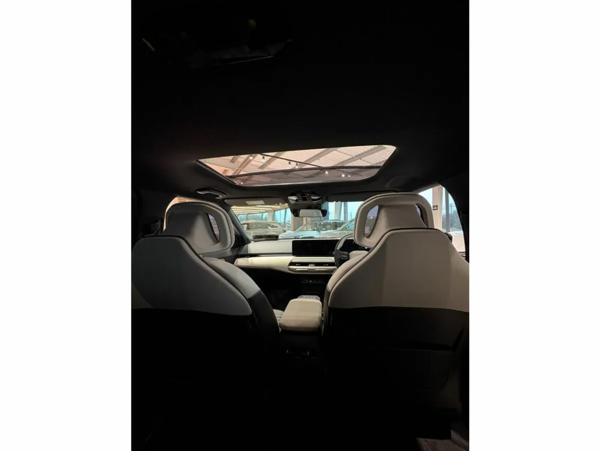 Kia EV4 - Image 3