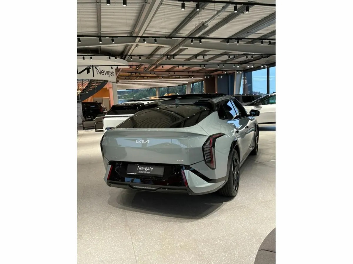 Kia EV4 - Image 2
