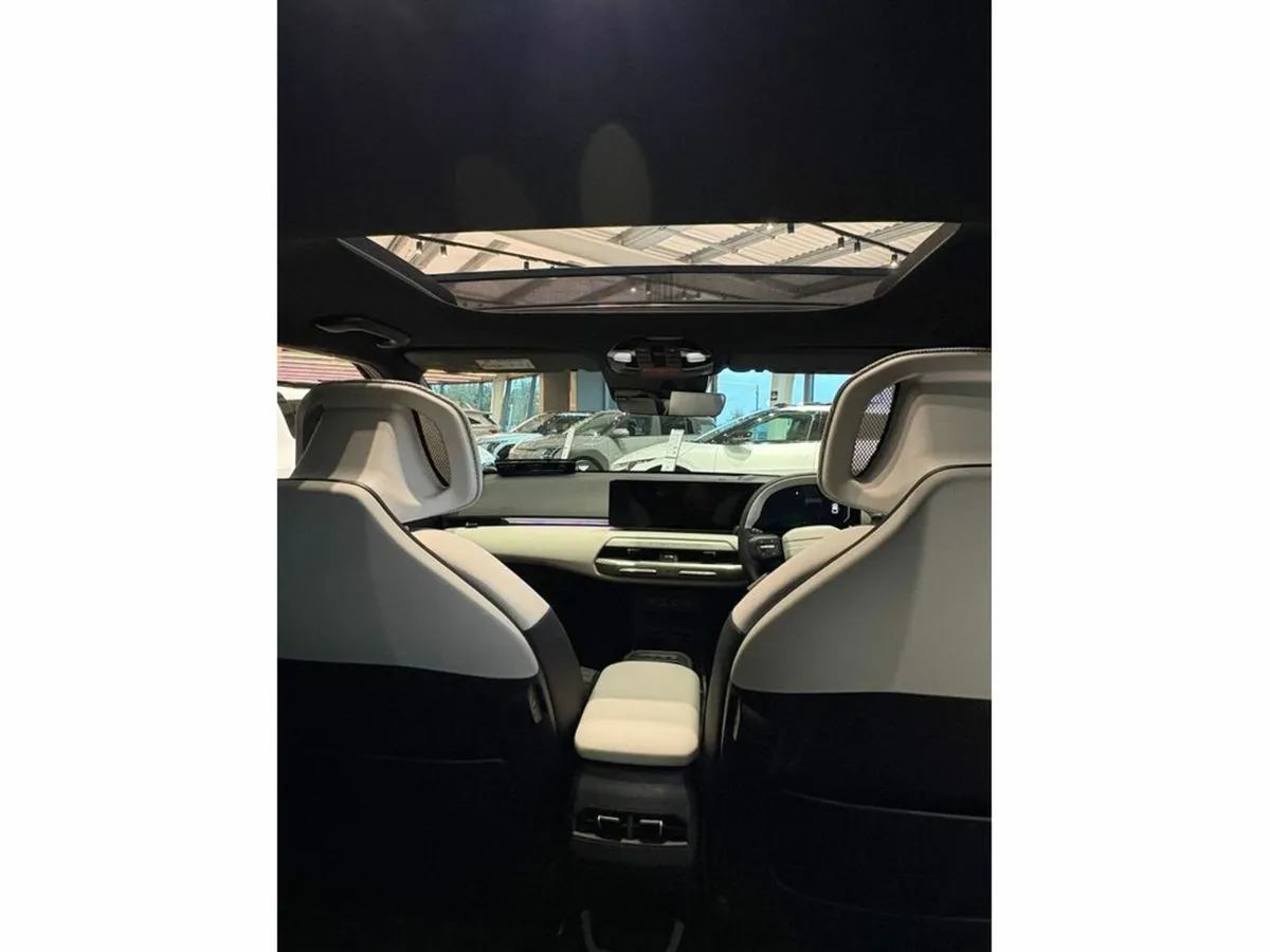 Kia EV4 - Image 4