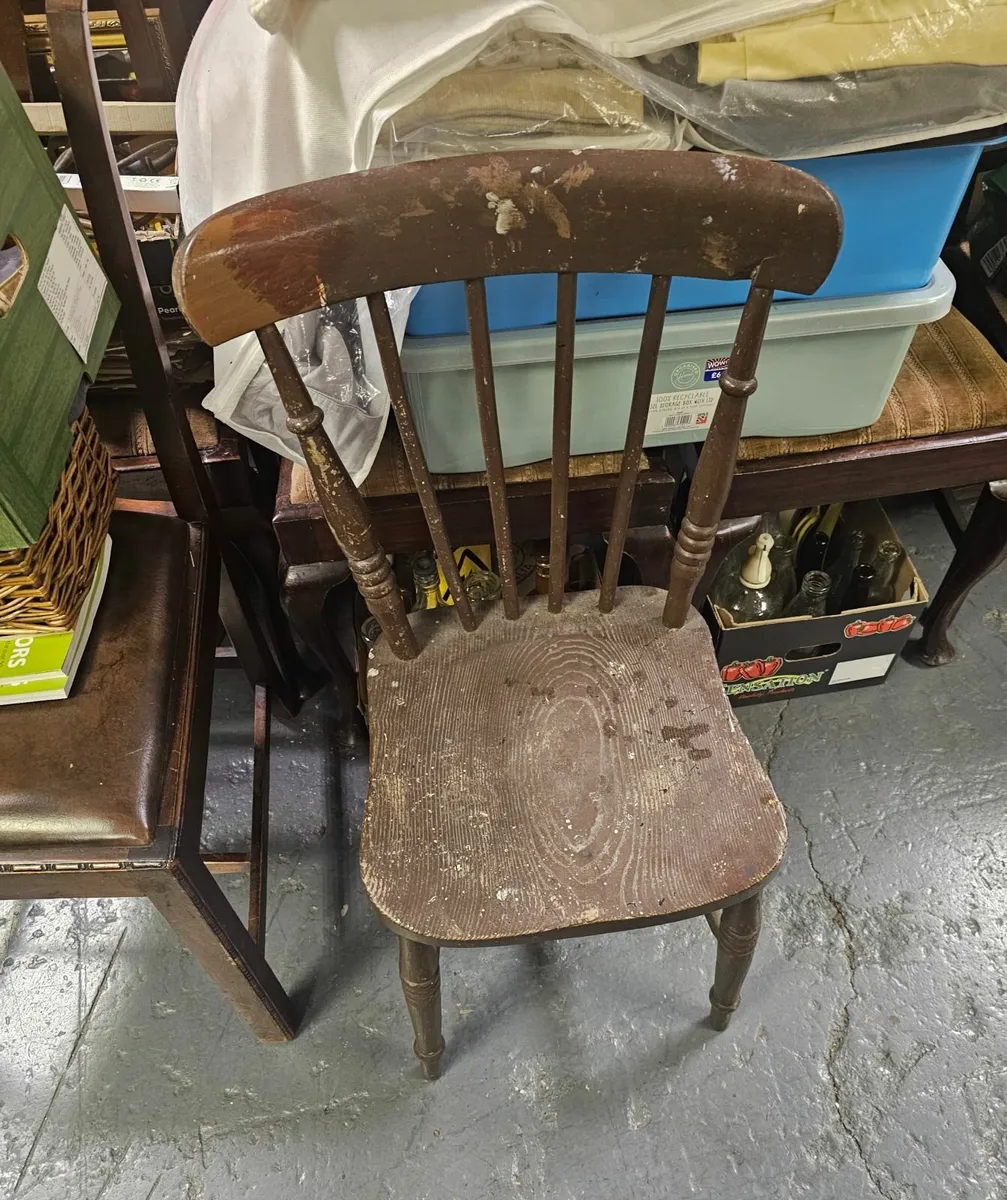 Antique painted kitchen chair with one piece seat