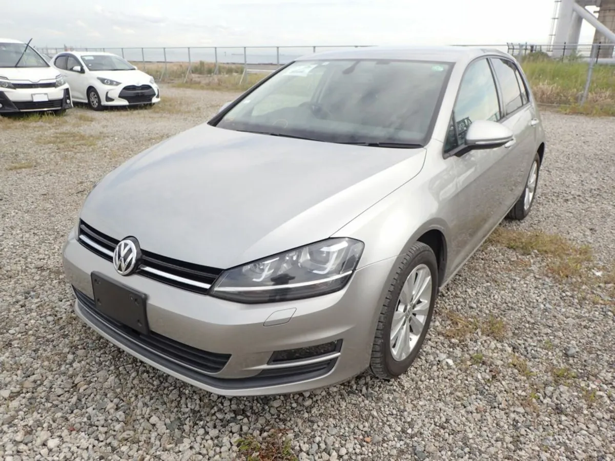 Volkswagen Golf 1.2 Comfortline 5Dr H/B - Image 2