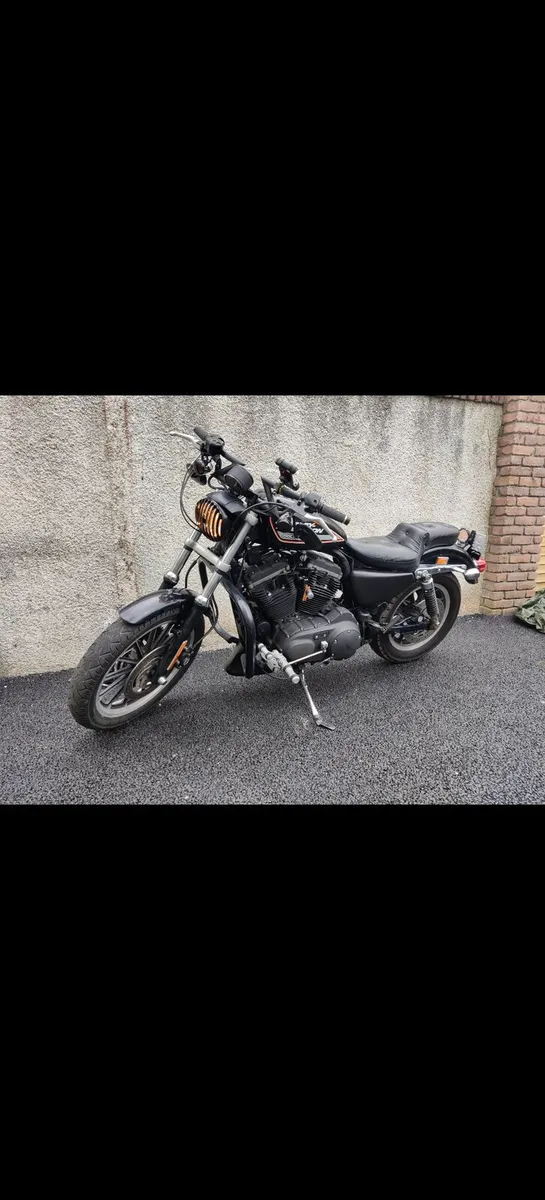Harley Davidson 883R for sale - Image 2