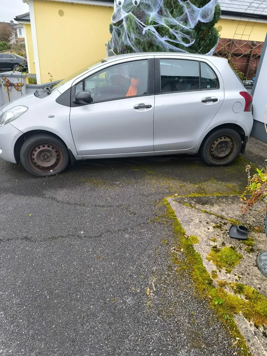 Toyota Yaris - Image 1