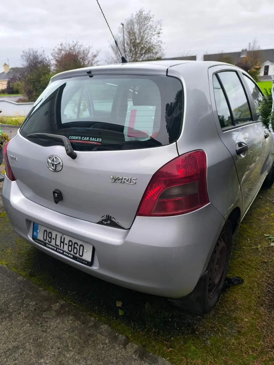 Toyota Yaris - Image 2