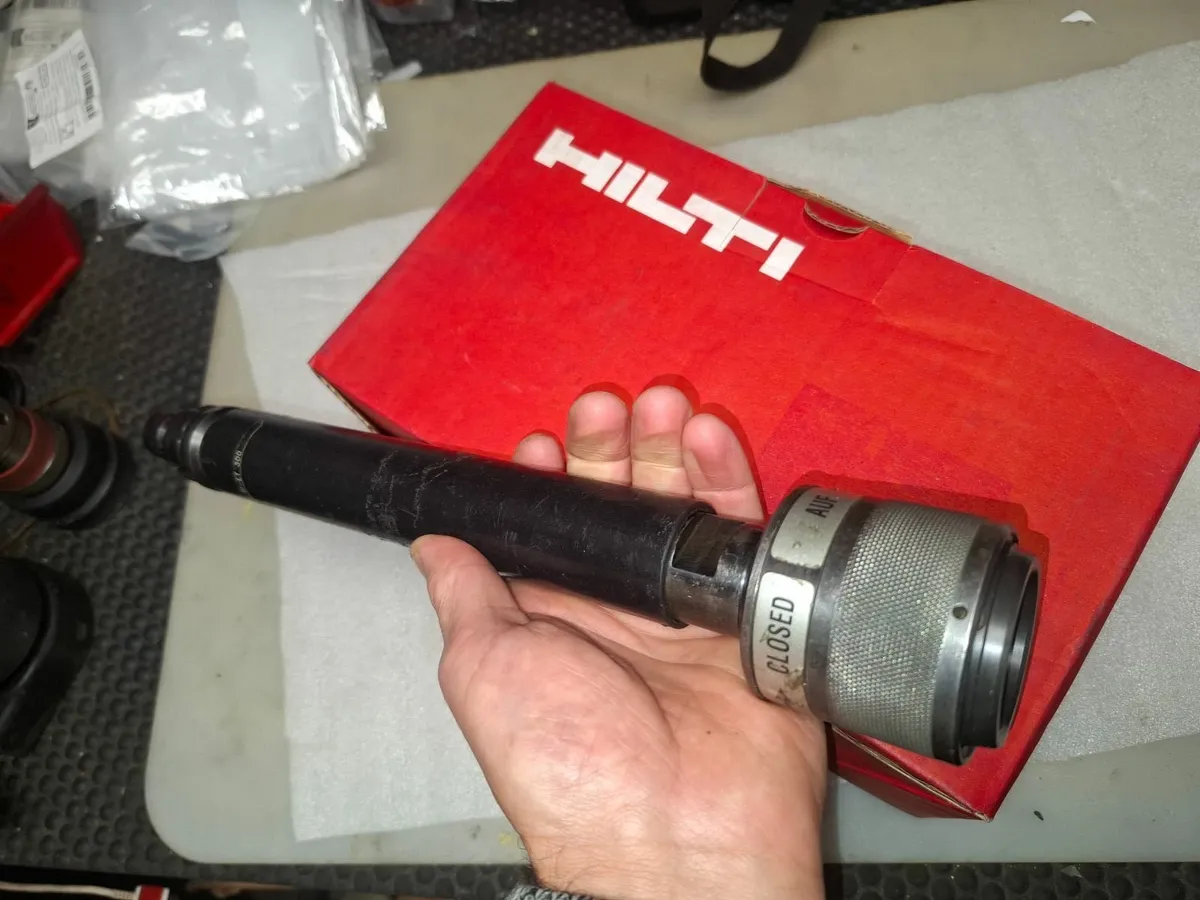 HILTI core bit extension. - Image 1