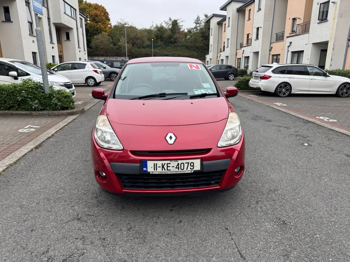Renault Clio 2011 - Image 2
