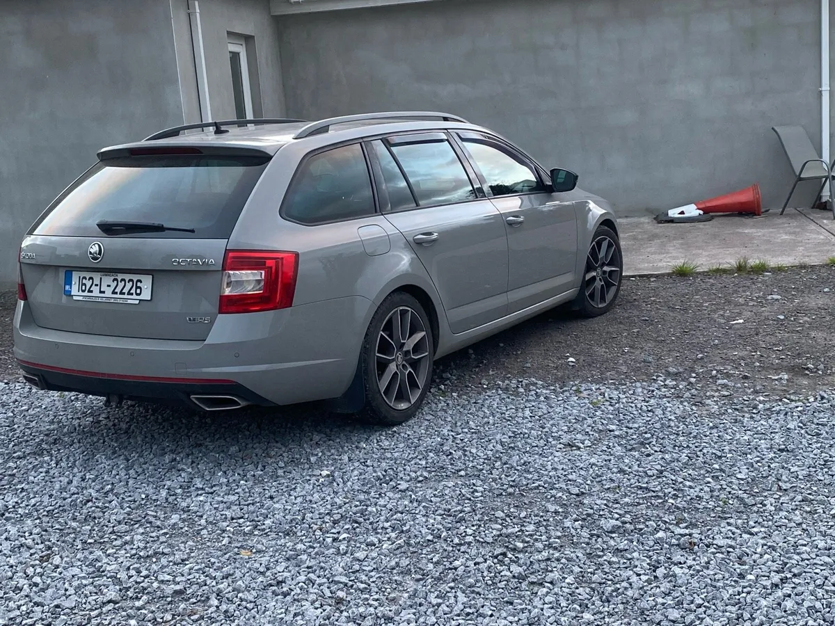 Skoda vrs - Image 2