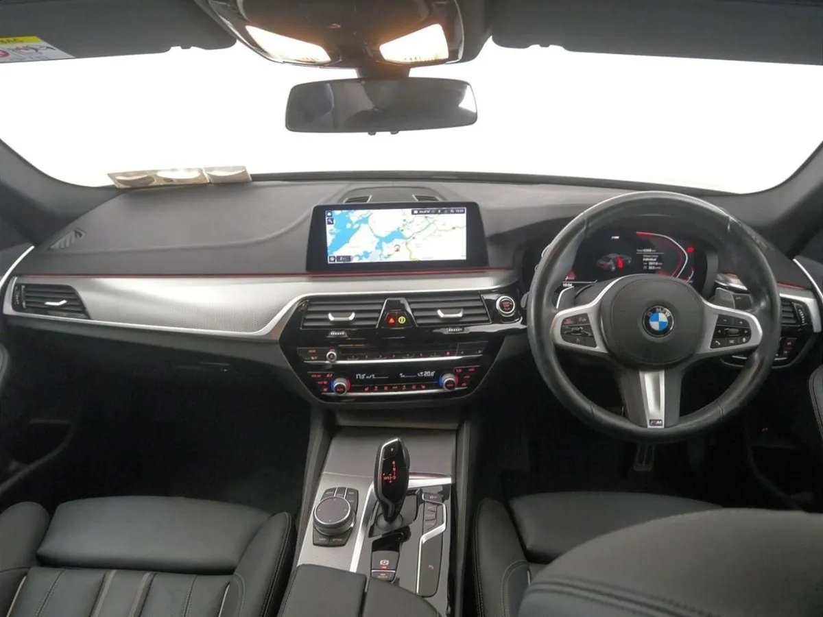 BMW 5 Series 520d M Sport Saloon - Image 4