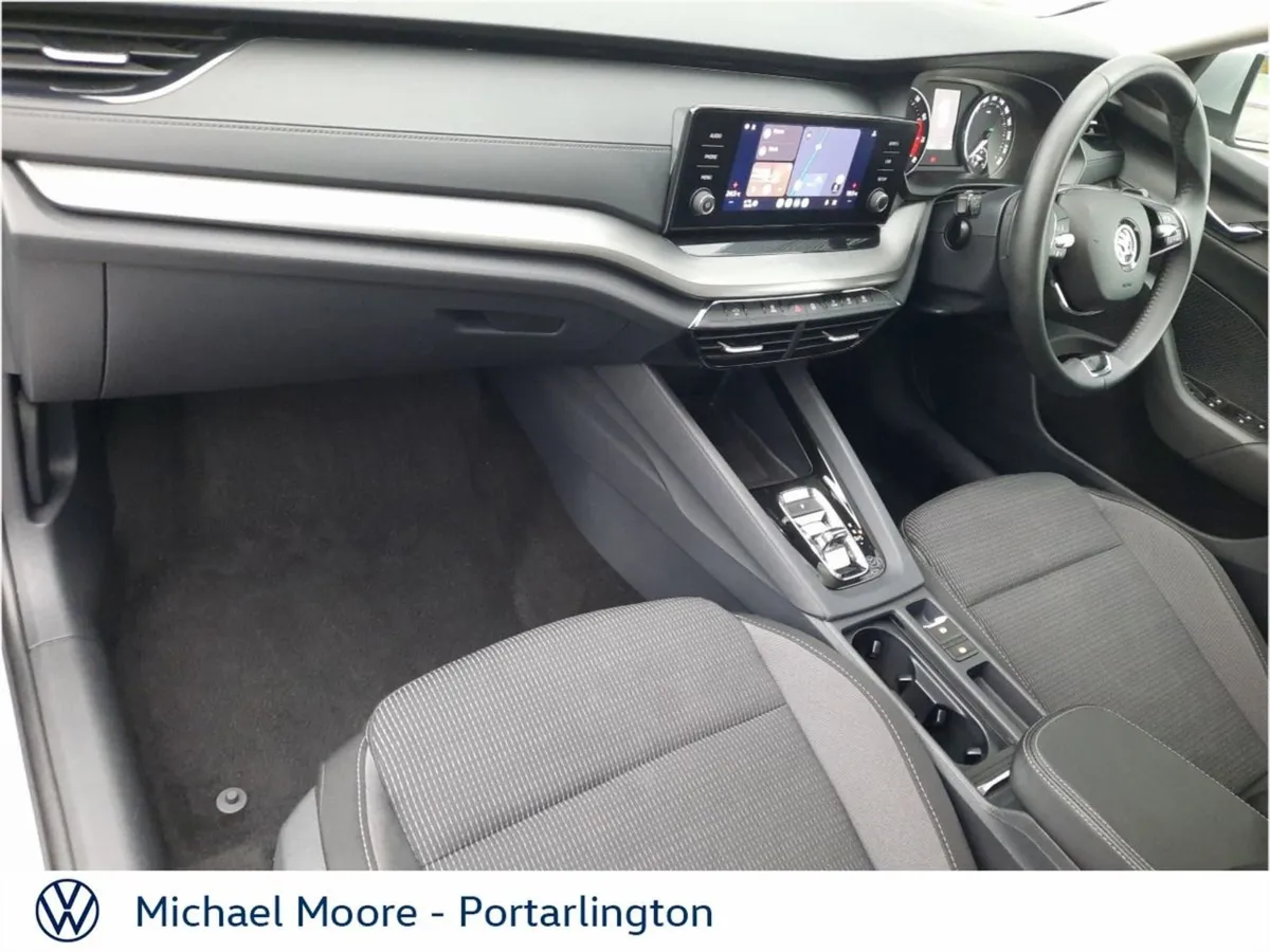 Skoda Octavia Octavia AMB 1.0tsi Mhev 110HP DSG - Image 4