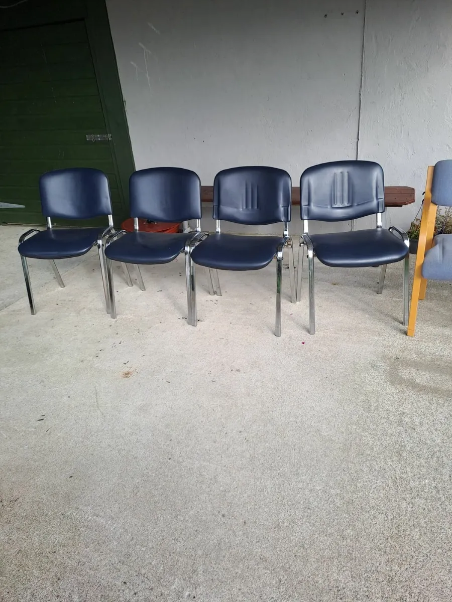 Selection of chairs - Image 2