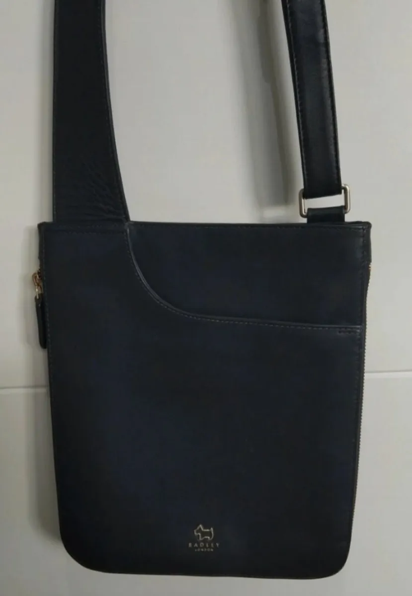 Radley crossbody bag NAVY - Image 2