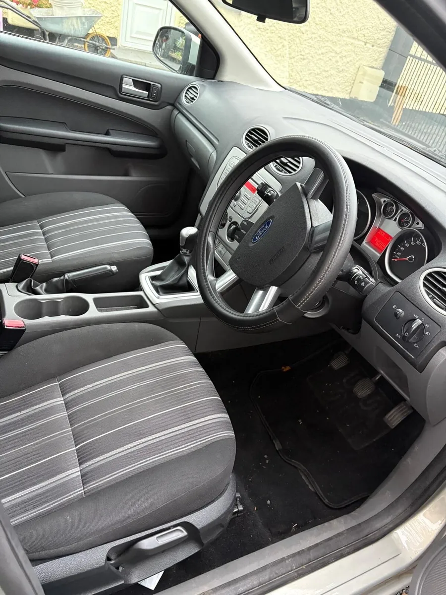 Ford focus - Image 2