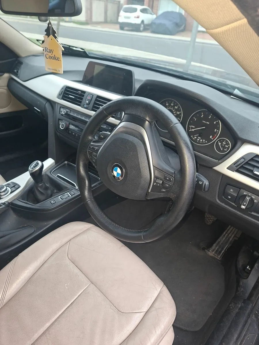 BMW 4-Series 2017 - Image 2