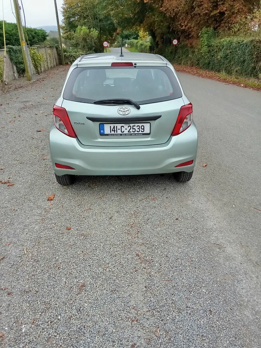 Toyota Yaris 2014 - Image 2