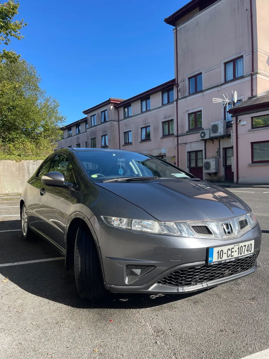 Honda Civic 2010 - Image 4