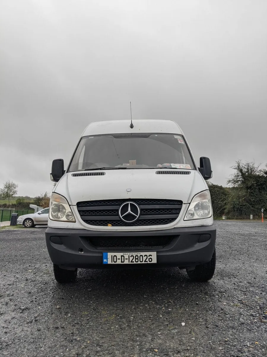 Mercedes-Benz Sprinter 2010 - Image 1
