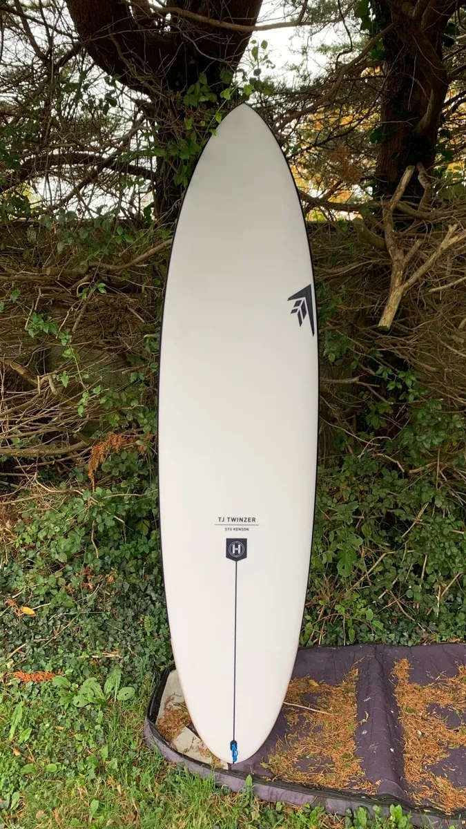 Surfboard - Image 1