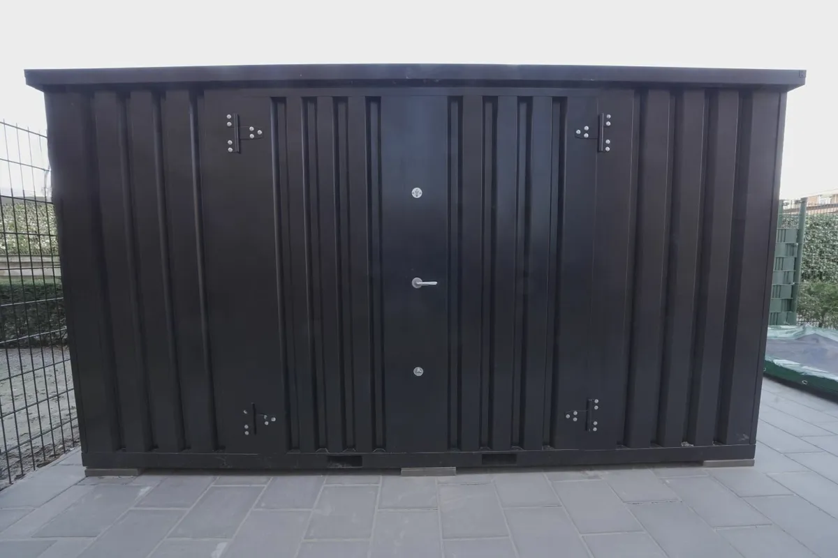 Lockable Storage Container – Weatherproof Unit! - Image 2