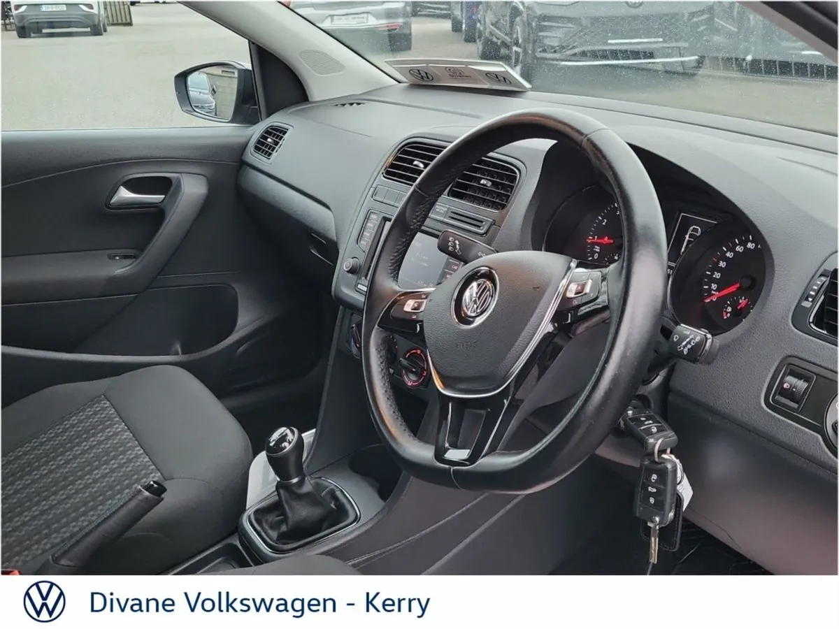 Volkswagen Polo Trendline 1.0 Petrol 65 BHP - Image 2