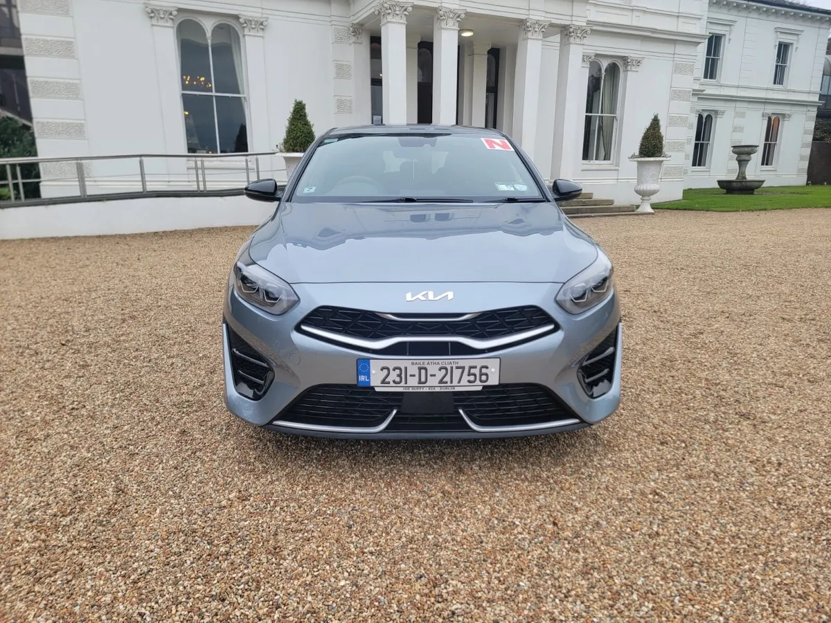Kia Ceed 2023 - Image 2