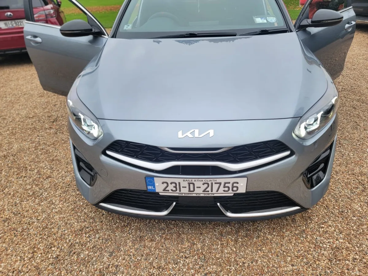 Kia Ceed 2023 - Image 4
